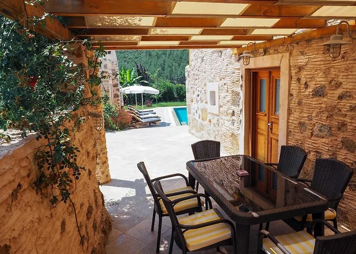 Villa Apsara - Secluded Oasis - Big Pool - Amazing Views *